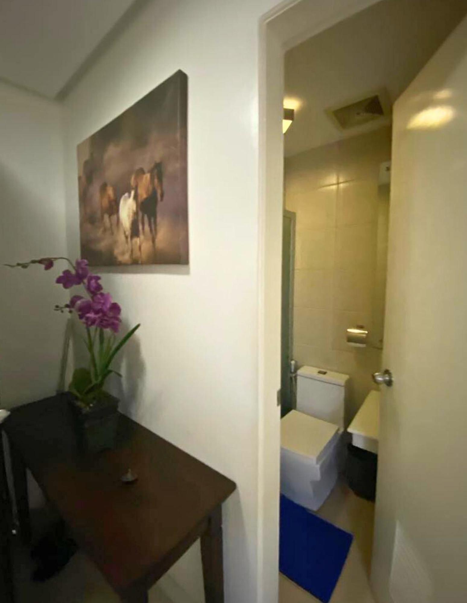 Near Us Embassy X Free Unlimited Pool, Massage & Sauna Access X Promo Month! Explore Deluxe W Balcony In Perfectly Situated Near Naia Airport, Heart Of Updated 2025 Price For Your Unforgettable Ultimate Staycation Experience Hotel